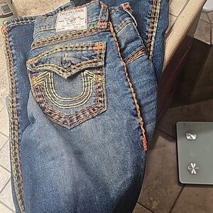 Size 27 women's true regional ricki relaxed jeans light wear
